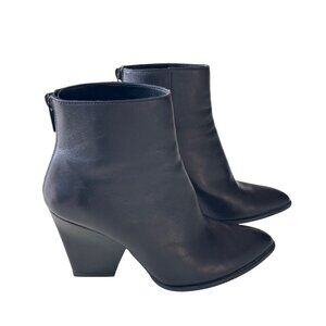 Stuart Weitzman Bedford Ankle Boots Women's Size 6.5 Leather Black Zip Up